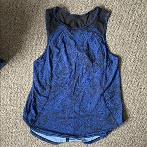 Lulu lemon Size 6 blue and black tank top